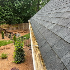 Supreme-Gutter-Cleaning-in-Simpsonville-SC 3